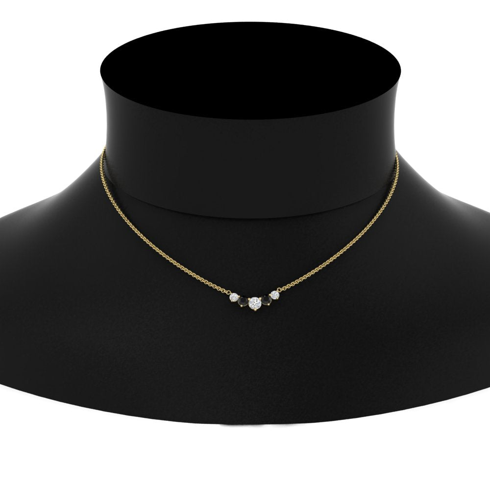 0.75 Carat Graduating Round Diamond Pendant