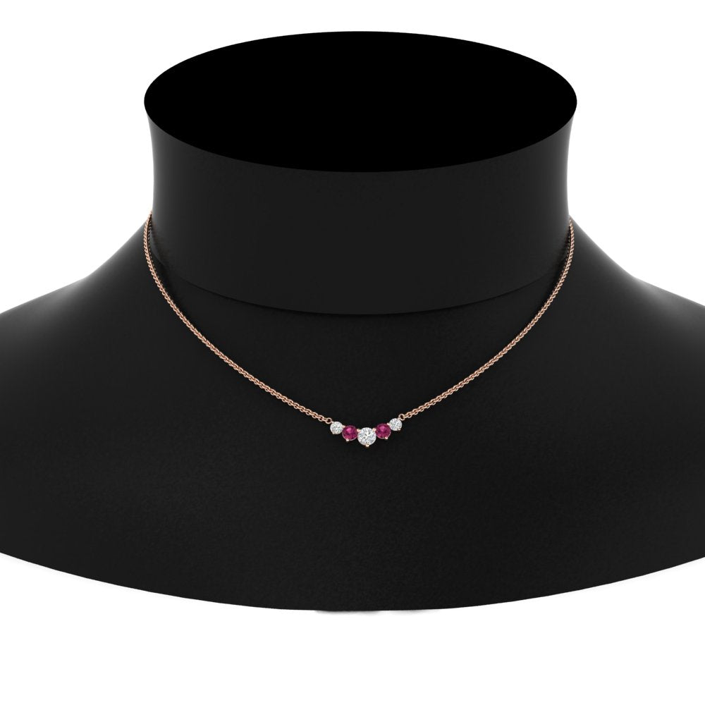 0.75 Carat Graduating Round Diamond Pendant