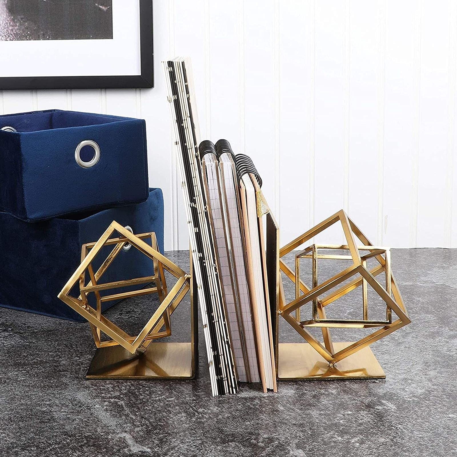 Juvale Gold Bookends - Heavy-Duty Metal Book Ends For Bookshelf Decor -