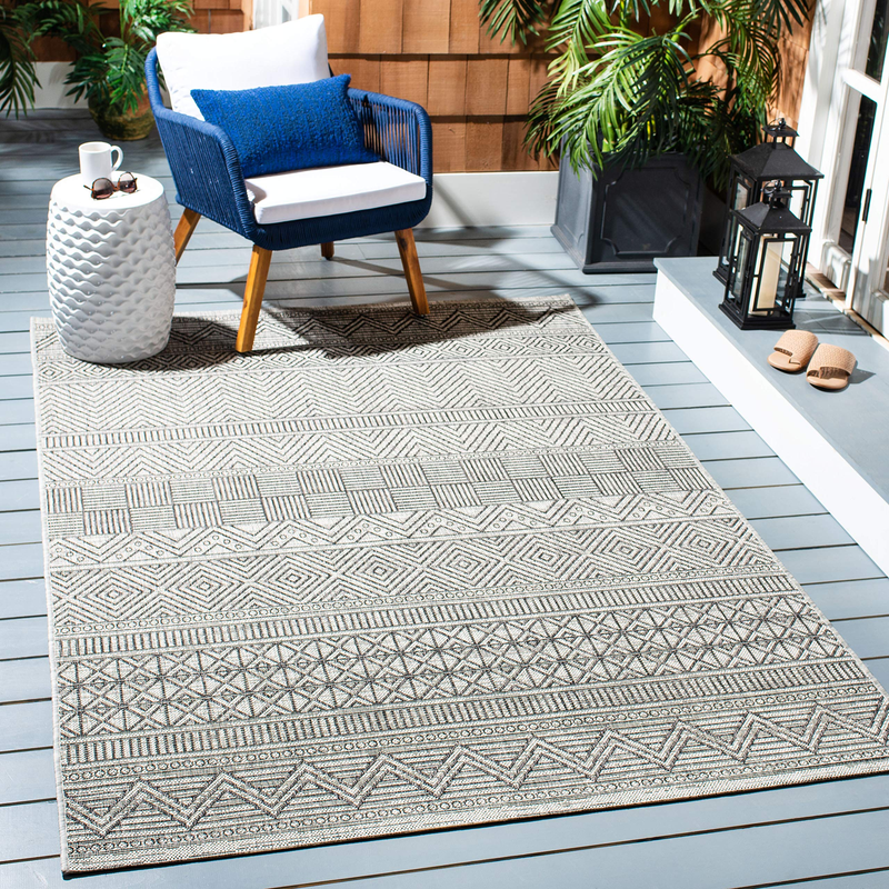 Safavieh Washable Rug Outdoor Courtyard Collection - 53 Square Black Grey