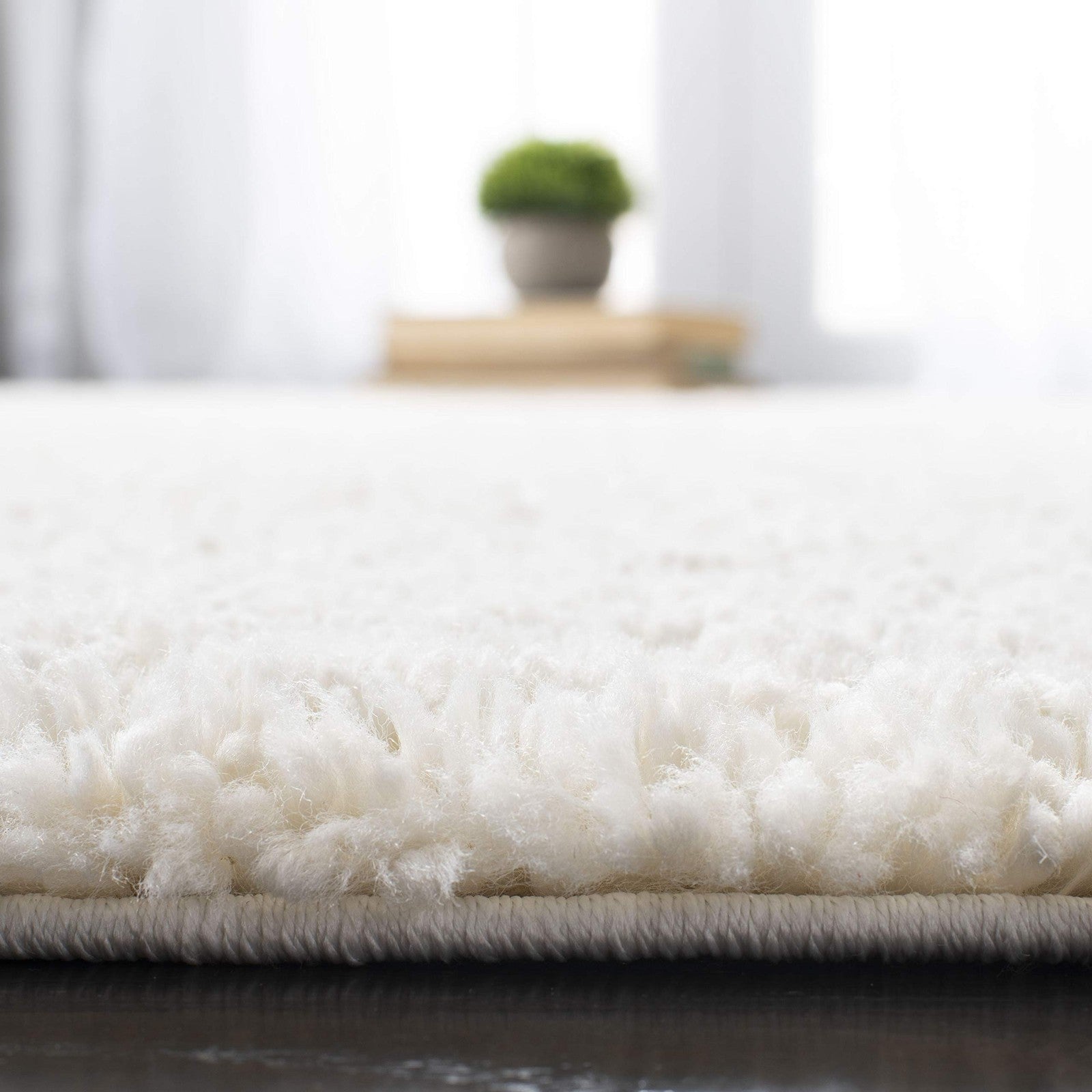 Safavieh August Shag Collection Area Rug - 4 Square Ivory Solid Design