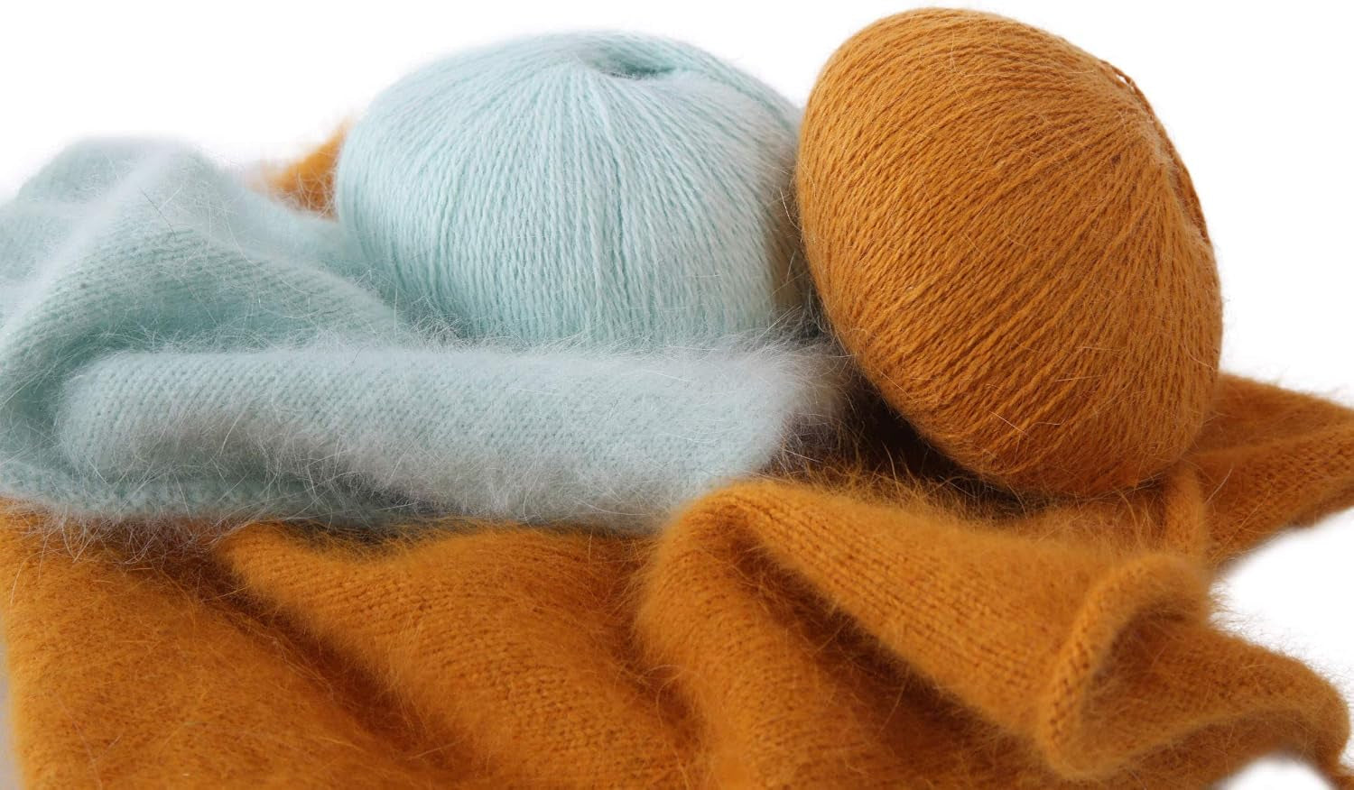 100% Angora Wool Yarn for Crocheting 2-Ply Soft Luxurious Fuzzy Chunky Knitting Yarn (Ginger),831