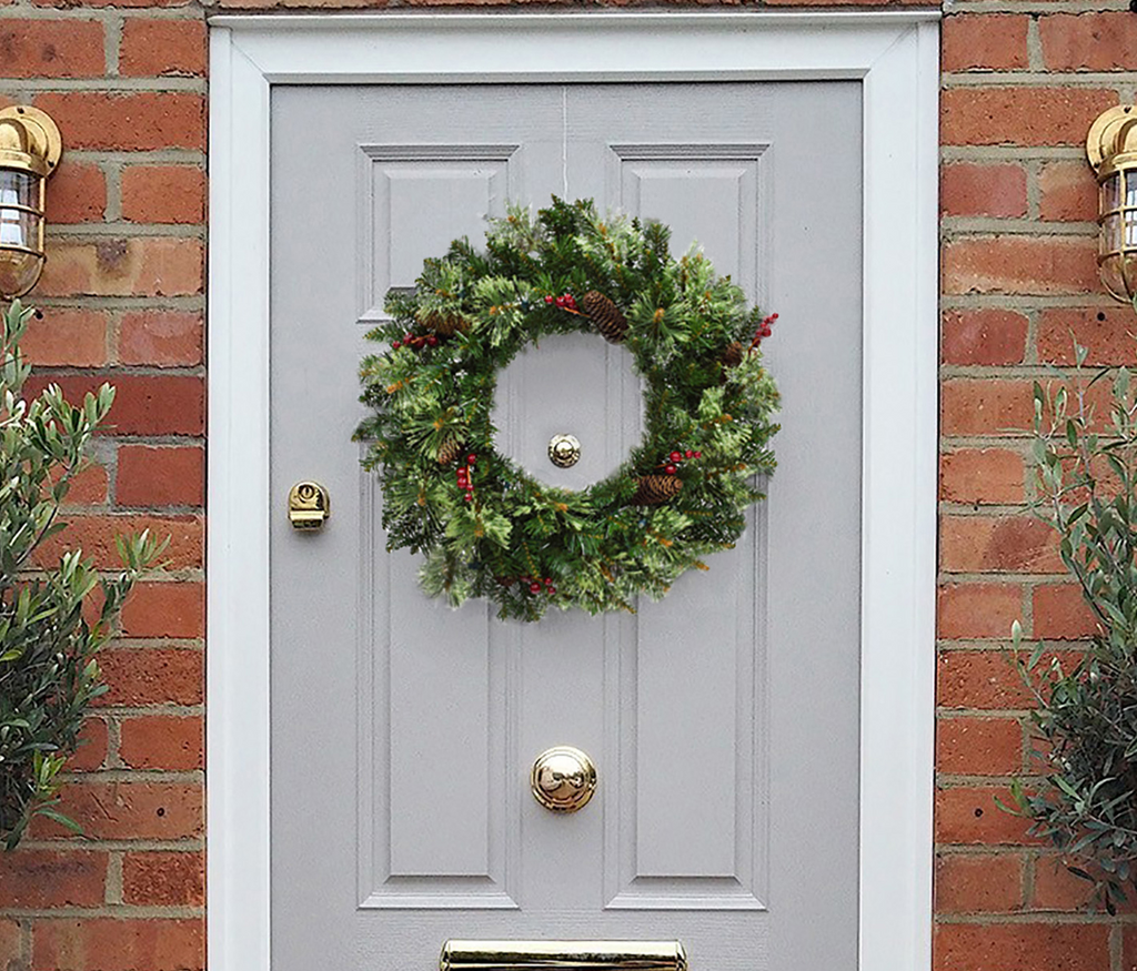 24" Unlit Jasper Mixed Pine Wreath with Pine Cones & Red Berry Clusters