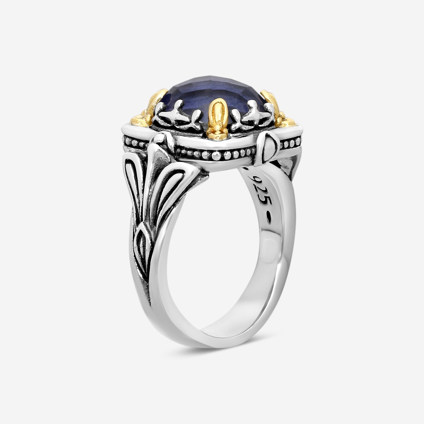 KONSTANTINO – “Gen K” Sterling Silver & 18K Yellow Gold, Sodalite Doublet Ring (SD: 9.50 mm) – DKJ936-562 S6

Center (SD): 9.50 mm
Ring Size: 6.0
Width: 0.19 in.