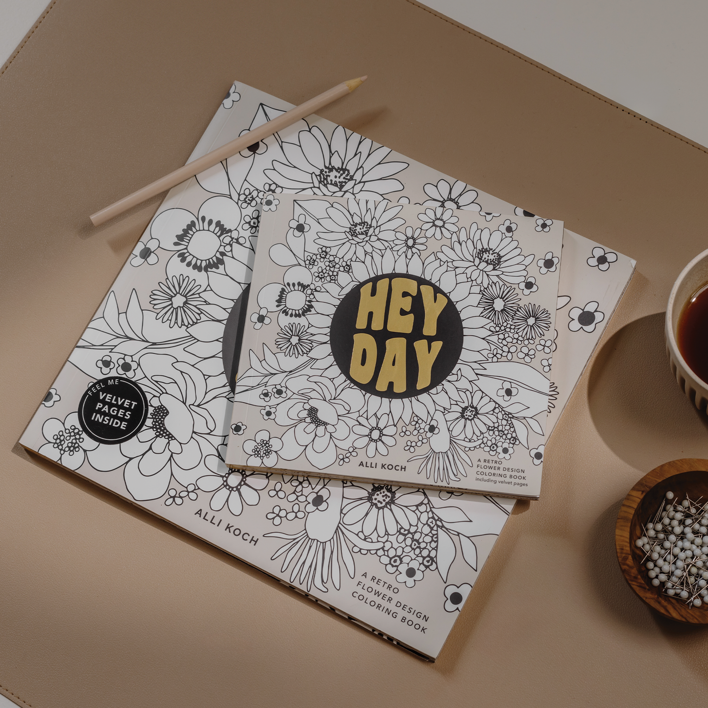 Heyday (Mini) : A Retro Flower Design Coloring Book
