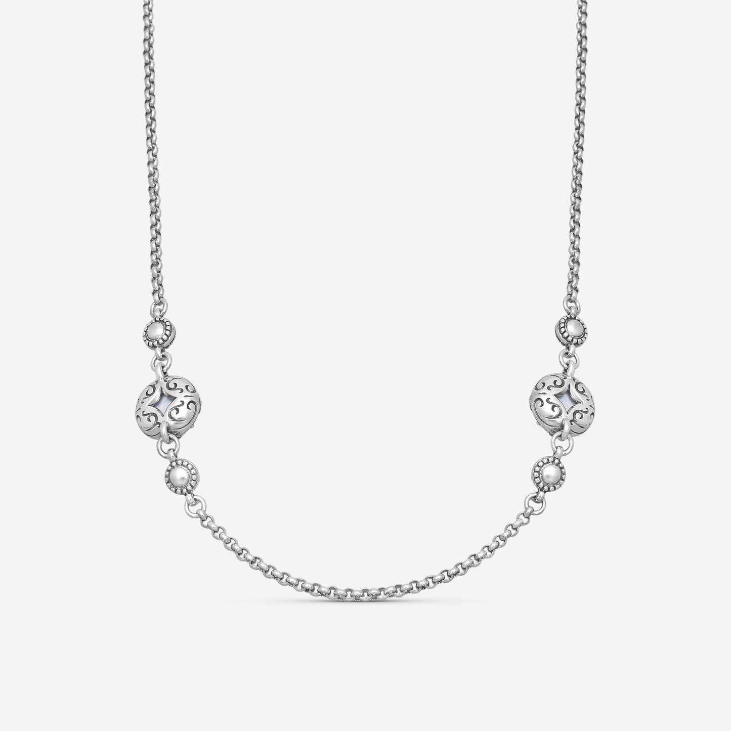 KONSTANTINO – “Gen K 2” Sterling Silver, Amethyst Doublet Necklace (AD: 8 mm) – KOKJ501-131-653-18 2U

Chain Length: 18.0 in.