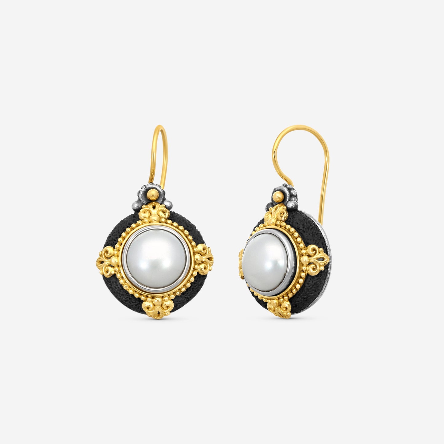 KONSTANTINO - "Nemesis" Sterling Silver & 18k Yellow Gold, Cultured Pearl Earrings (PRL: 7-8mm) - SKMK3115-122

Earring Dimensions: 1.00 x 0.62 in.
