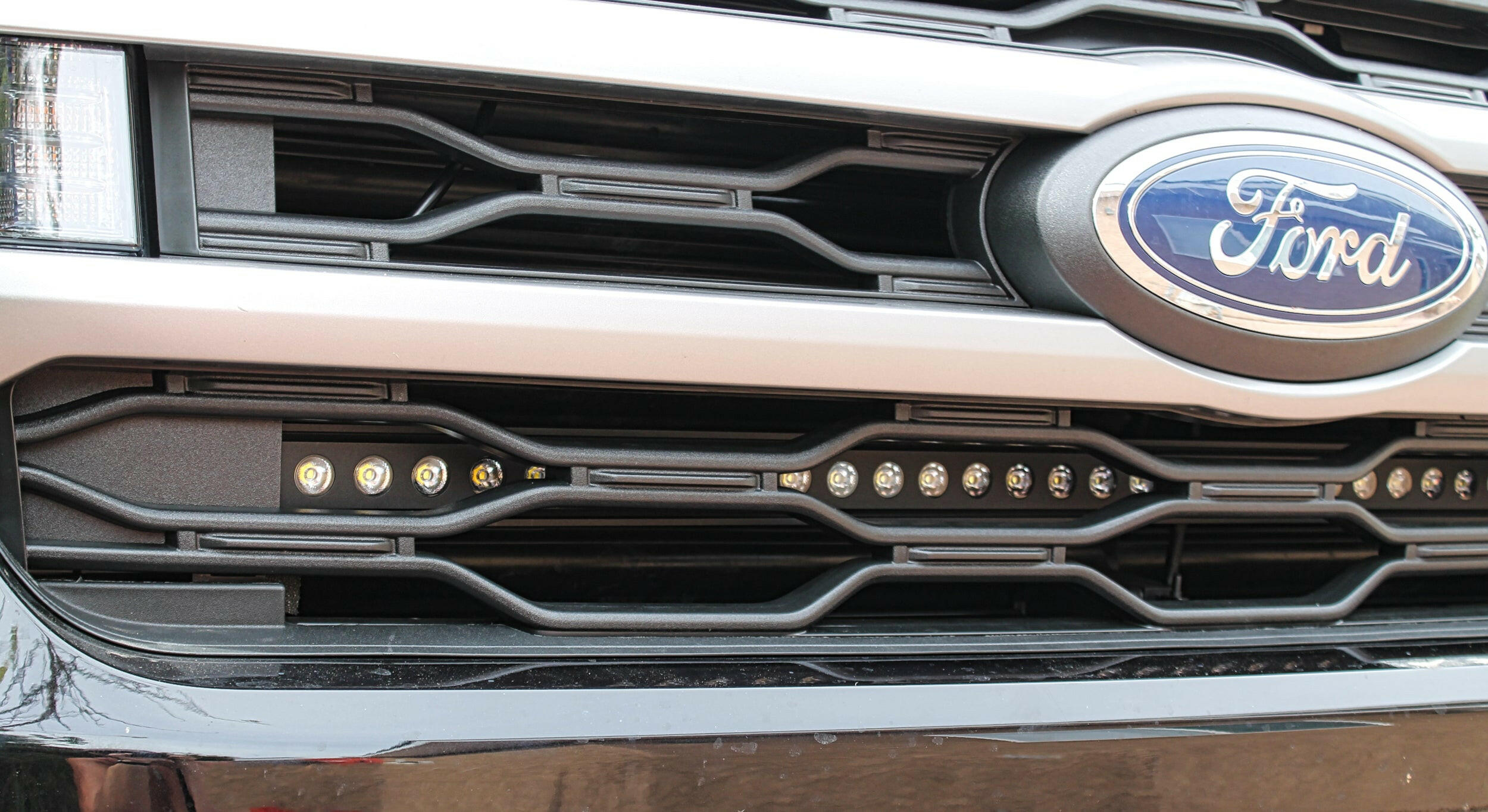 2022-2024 Ford Expedition 40in Light Bar