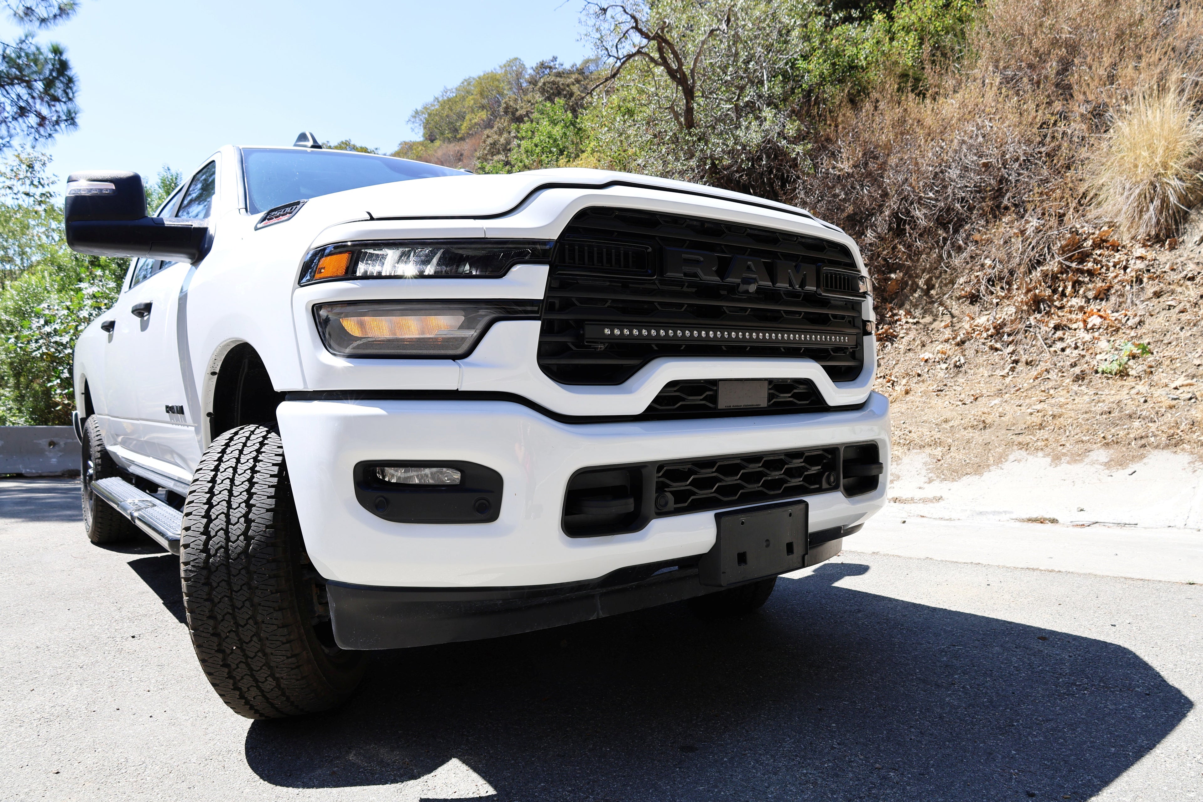 2025+ RAM 2500/3500 40in Light Bar SLIM